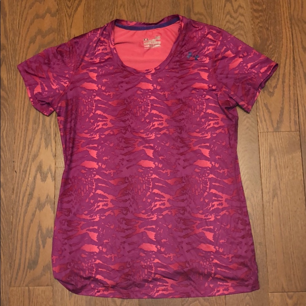 Under Armour pink heat gear top